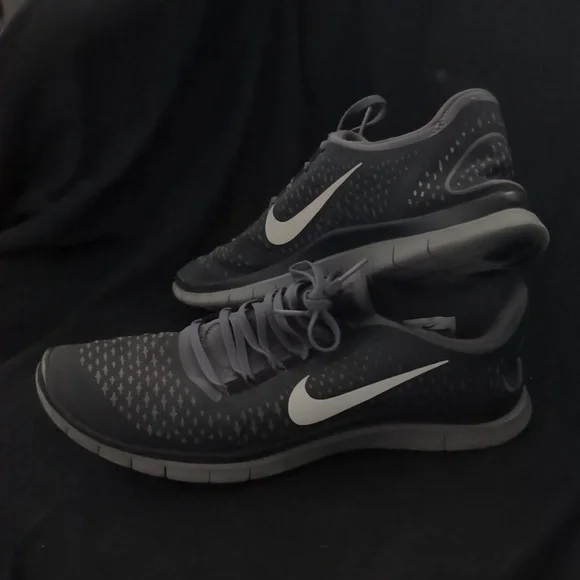 Nike Free 3.0 V4 Men's 12.5 US - Picture 2 of 5